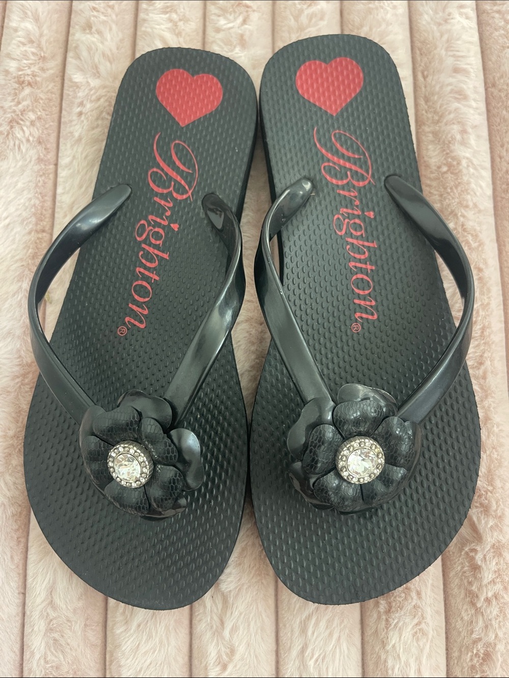 Brighton Black Flip Flops with Floral Jewel Accent ~ Flores Size 6 NWOT